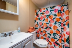 16370-NE-140th-Terrace-Fort-McCoy-FL-32134-Interiors-Guest-Bathroom