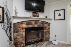 12360-SE-87th-Terrace-Belleview-FL-34420-Interiors-Family-Room-fire-place