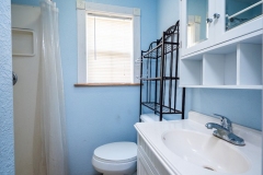 1889-W-Hwy-318-Citra-FL-32113-Interiors-Guest-Bathroom