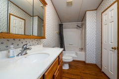 1889-W-Hwy-318-Citra-FL-32113-Interiors-Master-Bathroom