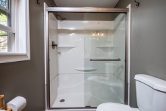 21755-NE-135th-Ln-Fort-McCoy-FL-32134-Interiors-Master-Shower