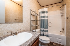 14388-NE-116th-Court-Fort-McCoy-FL-Interiors-Guest-Bathroom