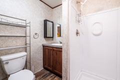 14388-NE-116th-Court-Fort-McCoy-FL-Interiors-Master-Bathroom