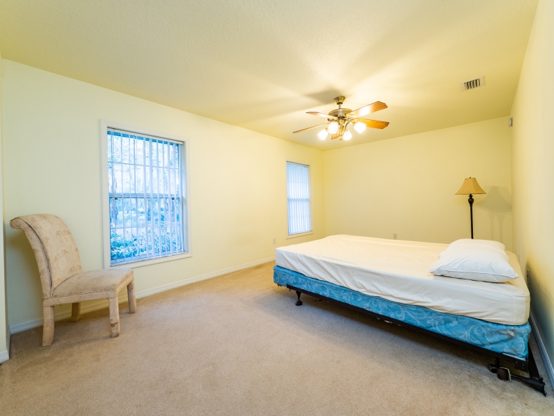 12630-NE-243rd-Ave-Salt-Springs-FL-Interiors-Guest-Bedroom-2