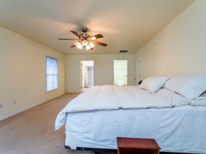 12630-NE-243rd-Ave-Salt-Springs-FL-Interiors-Master-Bedroom-2