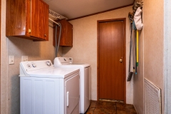 23720-NE-130th-Court-Rd-Fort-McCoy-FL-32134-Interiors-Laundry-Room