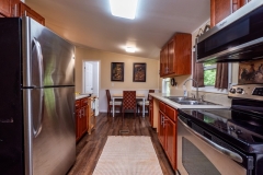 13424-NE-188th-PL-Fort-McCoy-FL-32134-Interiors-Kitchen-2