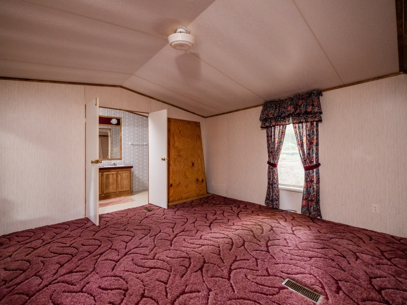 14830-NE-180th-St-House-Interiors-Master-Bedroom-1
